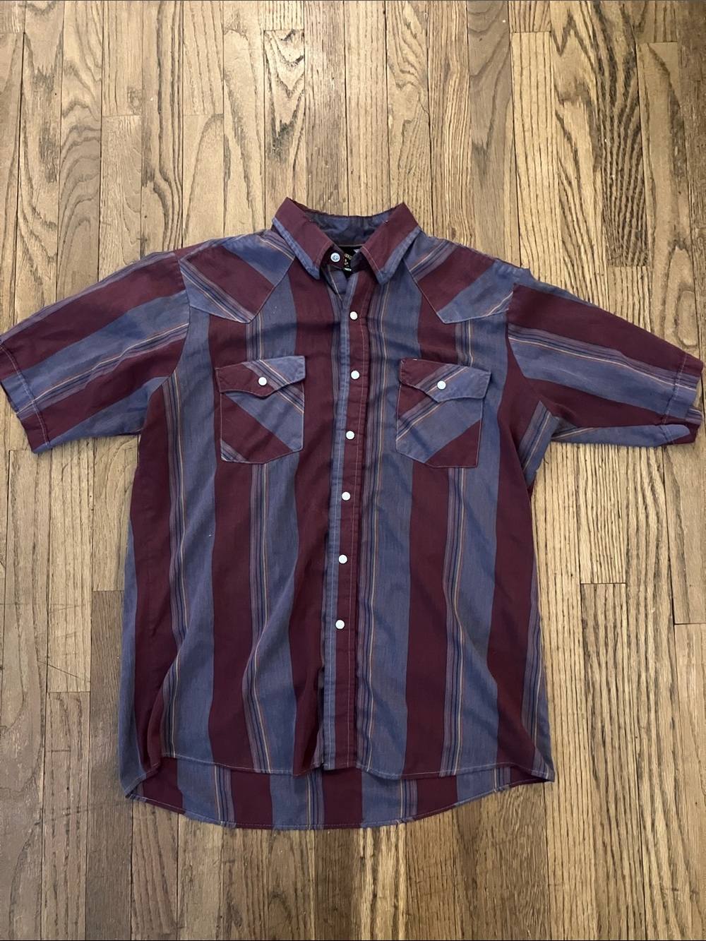 True Vintage Western Short-Sleeve Button-Down Shirt in Burgundy & Blue Stripes